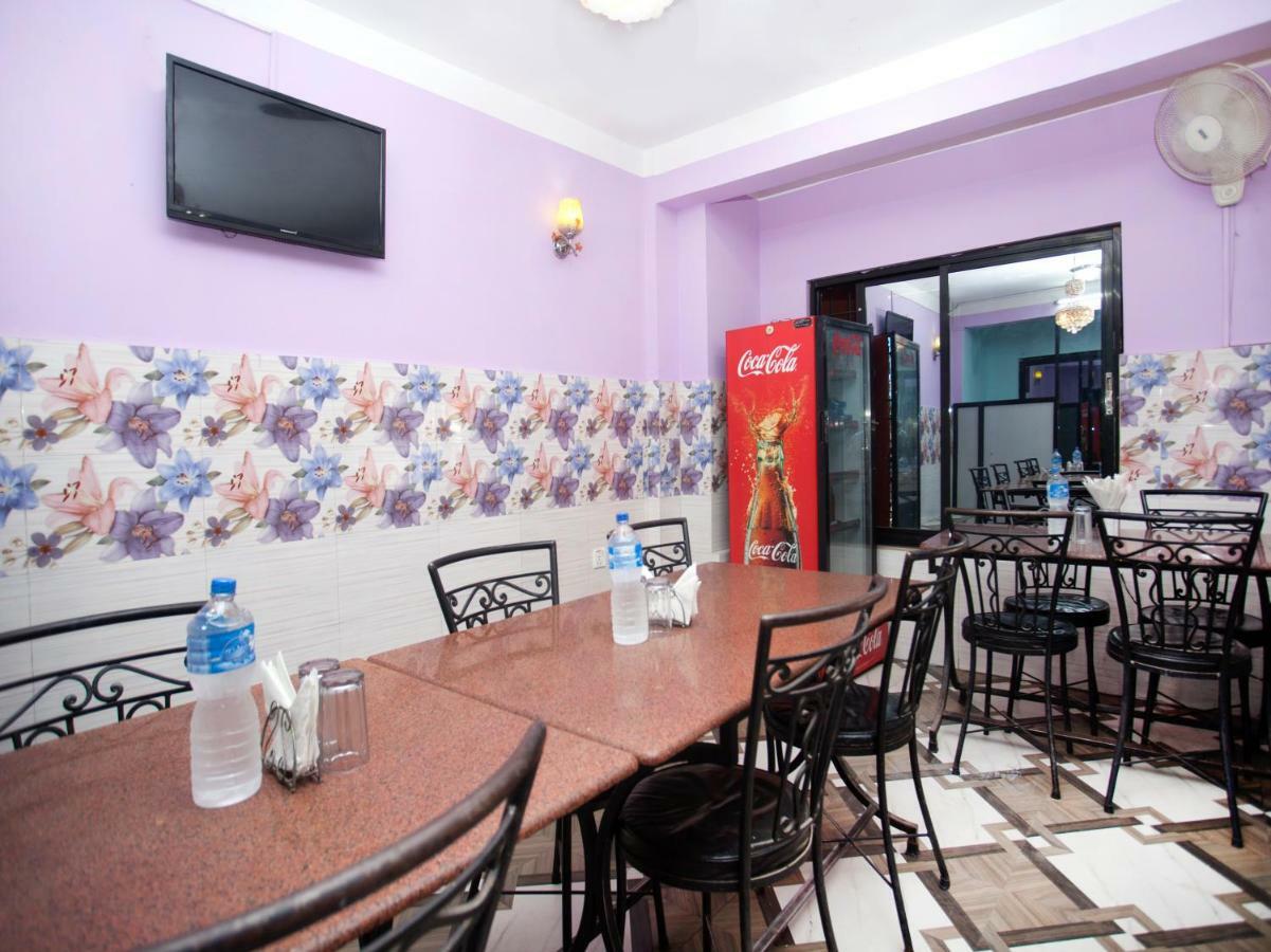 Allied Hotel Balaju Esterno foto