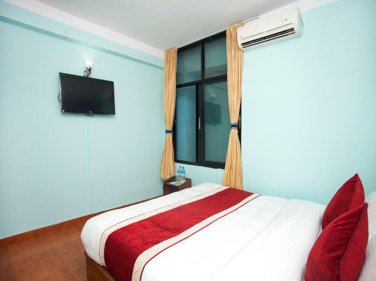 Allied Hotel Balaju Esterno foto