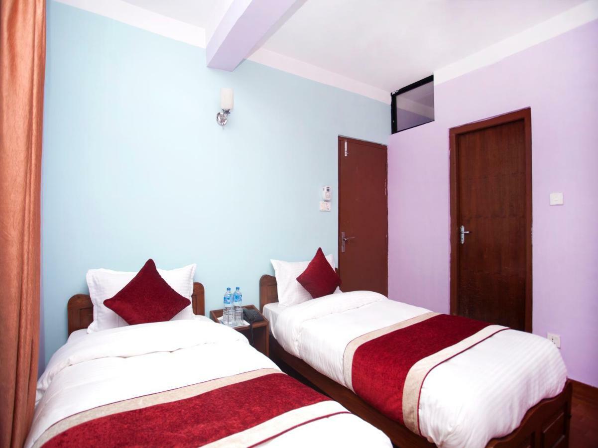 Allied Hotel Balaju Esterno foto