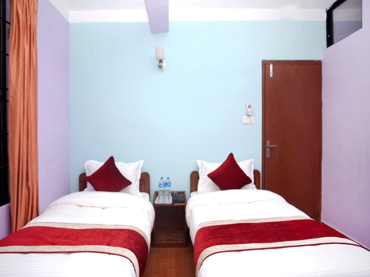Allied Hotel Balaju Esterno foto