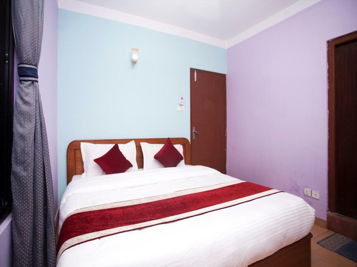Allied Hotel Balaju Esterno foto